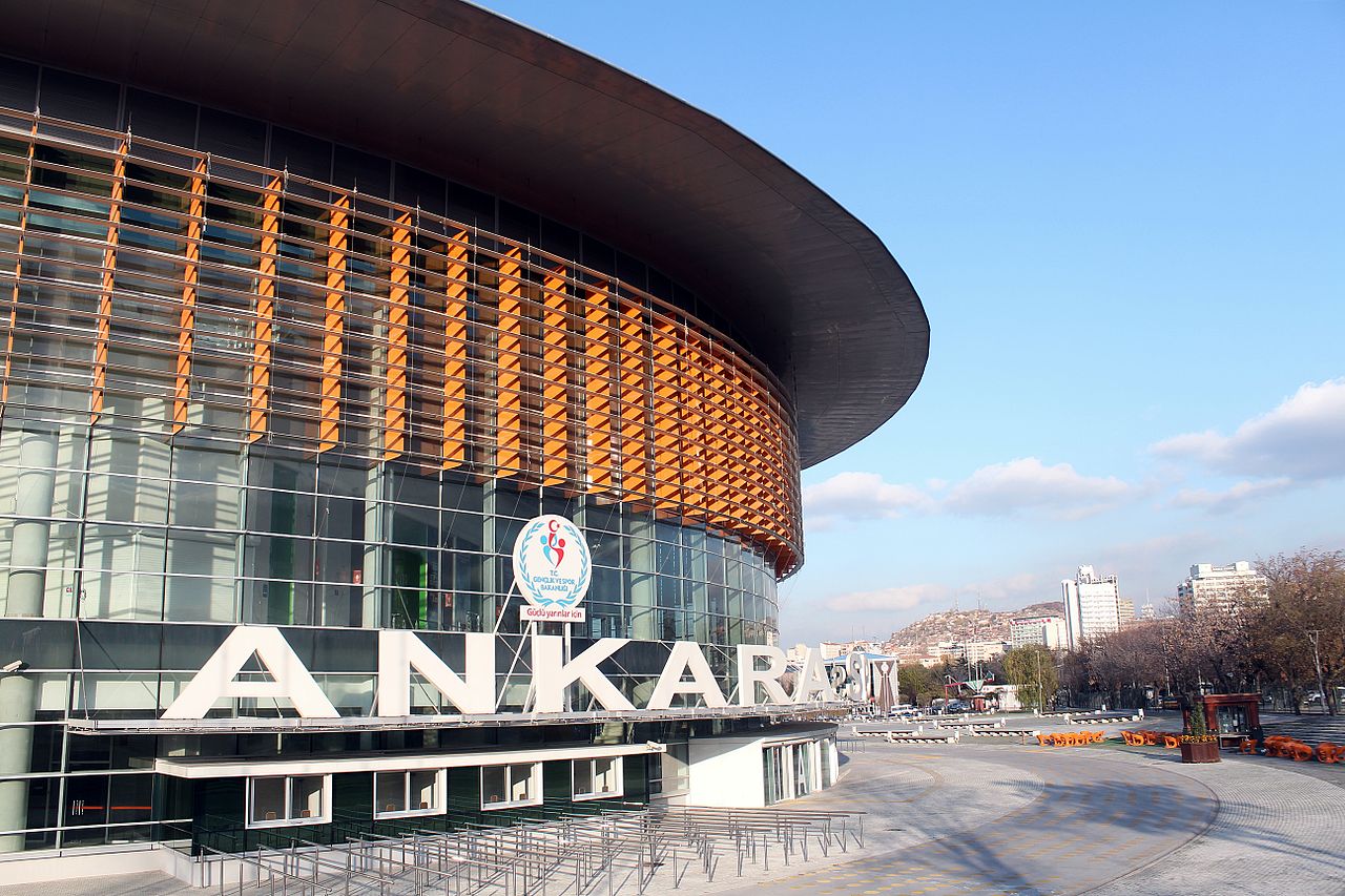 Ankara'nın En Büyük Spor Salonu ARENA